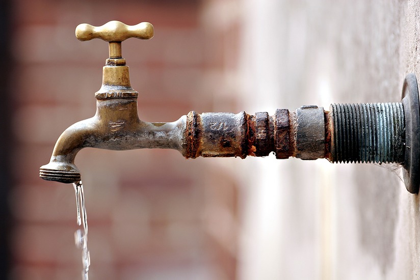 Avoid regular water and ice that is not made from filtered water.