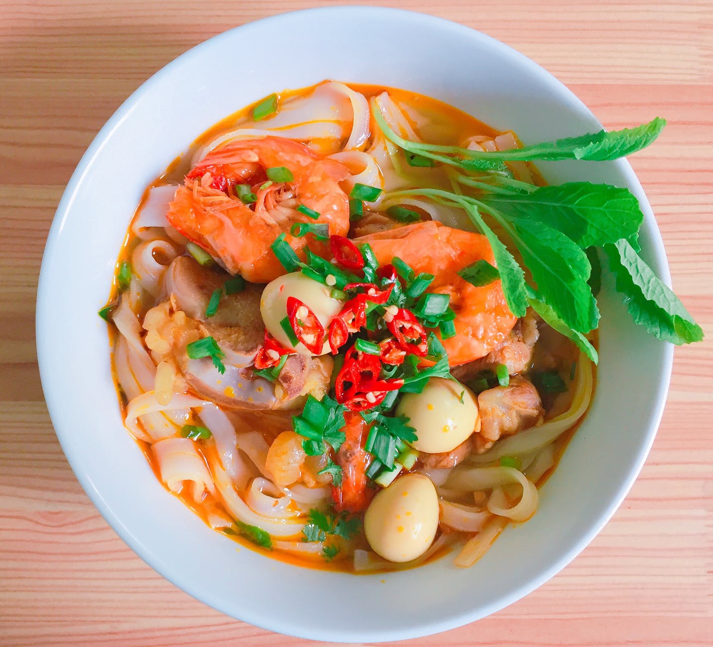 3 Reasons Why You Need To Start Eating Out Of Bowls