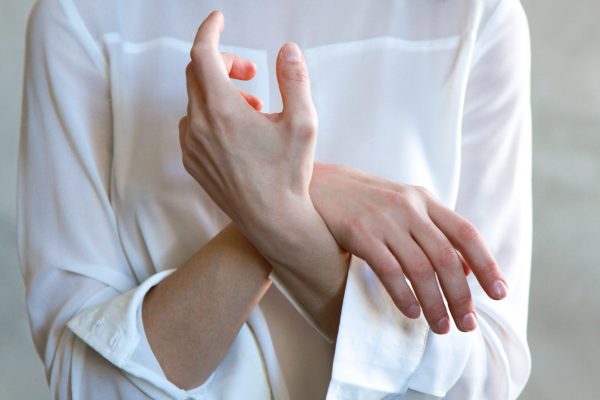 How to Keep Carpal Tunnel At Bay : 5 Must-Know Tips